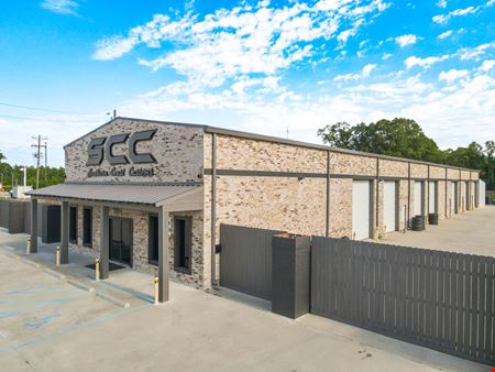 A look at Like-New Office Warehouse Ideal for Automotive Business commercial space in Zachary