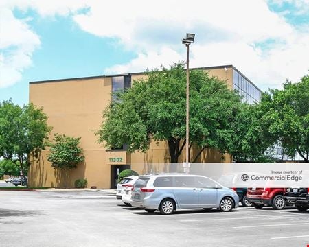 A look at Fallbrook Medical Building Office space for Rent in Houston