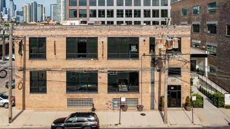 A look at 327 N Aberdeen Office space for Rent in Chicago
