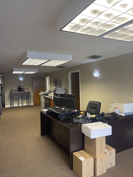 A look at 466 Lancaster Drive Northeast Office space for Rent in Salem