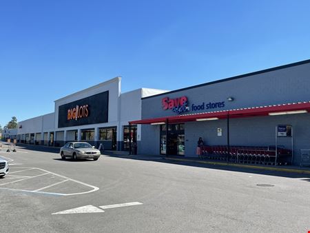 A look at South Square Shopping Center Retail space for Rent in Brooksville