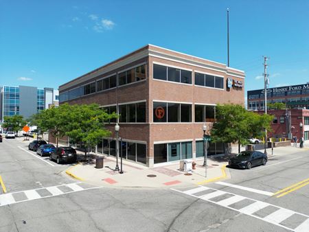 A look at 215 South Center Street Retail space for Rent in Royal Oak