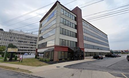 A look at Shorewest Building commercial space in Rocky River