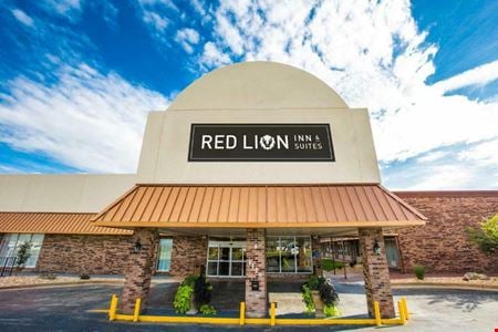 A look at Red Lion Inn & Suites commercial space in Branson