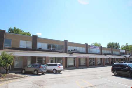A look at Knollwood Plaza Commercial space for Rent in Parma