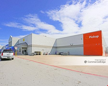 A look at Pinnacle Park - Walmart commercial space in Dallas
