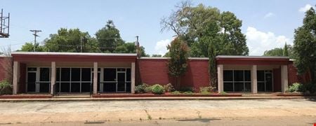 A look at 923 Hickory commercial space in Texarkana
