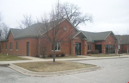 A look at Office Condos for Sale and Lease Office space for Rent in Sugar Grove