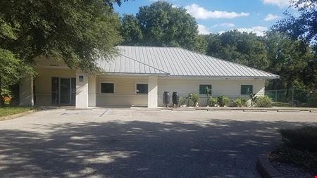 A look at Henderson Road Dental Plaza for Sale commercial space in Tampa