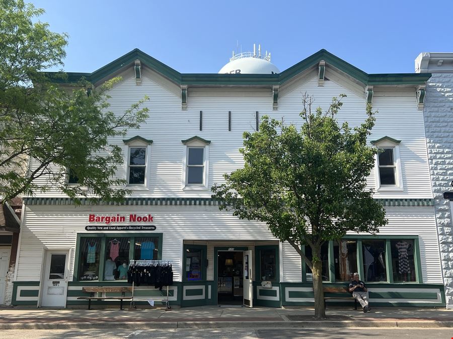 Downtown Retail/Office in Mount Horeb
