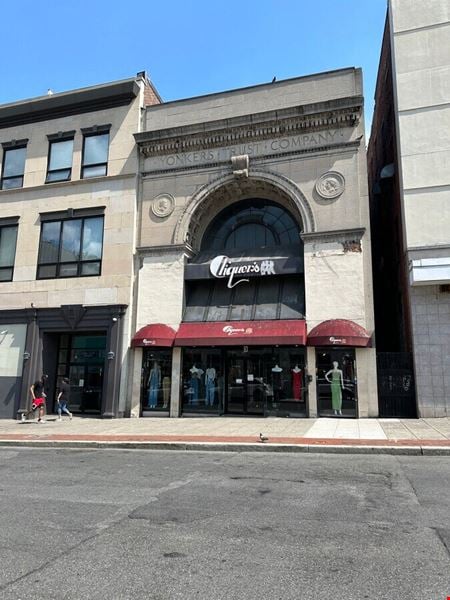 A look at 3 Main St commercial space in Yonkers