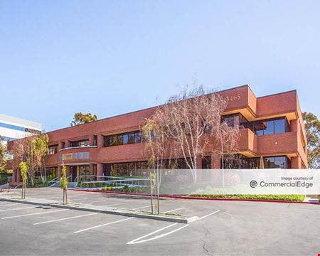 A look at Fieldstone Plaza Office space for Rent in San Diego