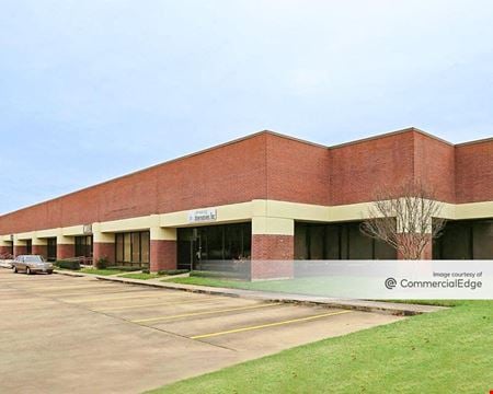 A look at West By Northwest Business Park commercial space in Houston