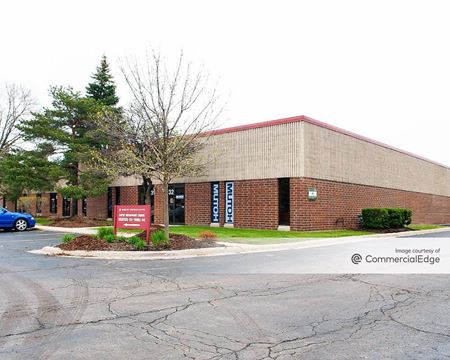 A look at Mercury Corporate Center commercial space in Rolling Meadows