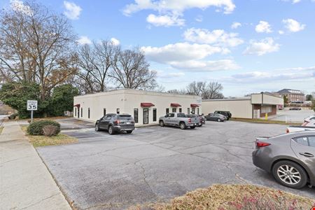 A look at 444 Hampton Ave commercial space in Pickens