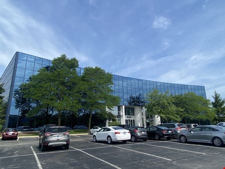 A look at Lakewoods Corporate Center Office space for Rent in Schaumburg