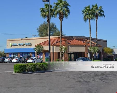 A look at Westview Plaza commercial space in Phoenix