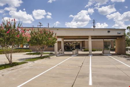 A look at 13333 Midway Commercial space for Rent in Dallas