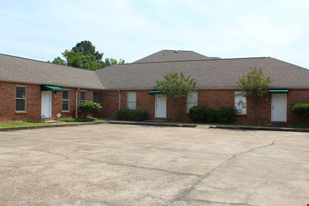 A look at 644 Lakeland East commercial space in Flowood