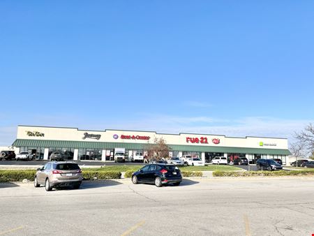 A look at Walmart Plaza III commercial space in Warsaw