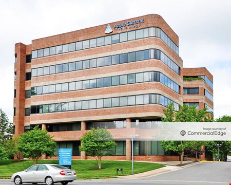 A look at Flint Hill Centre commercial space in Fairfax