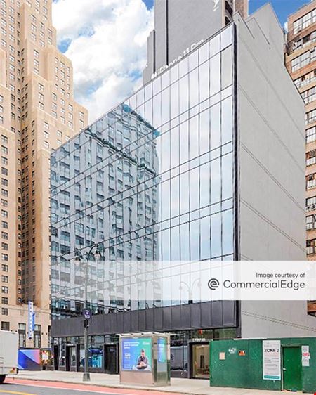 A look at 263 West 34th Street commercial space in New York