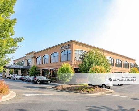 A look at Governors Pavilion commercial space in Acworth
