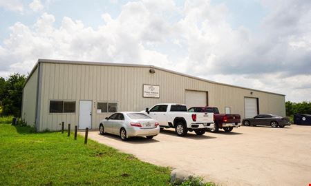 A look at 806 Tradesmens Park Loop commercial space in Hutto