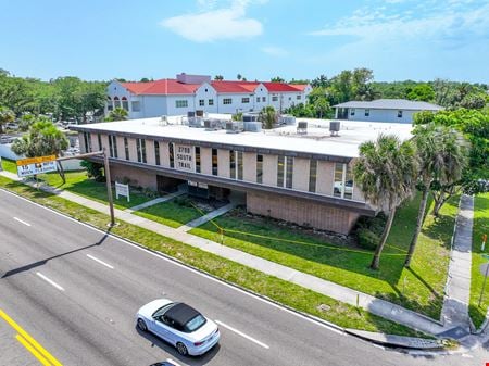 A look at Sarasota Office Space on Tamiami Trail Near Hospital commercial space in Sarasota