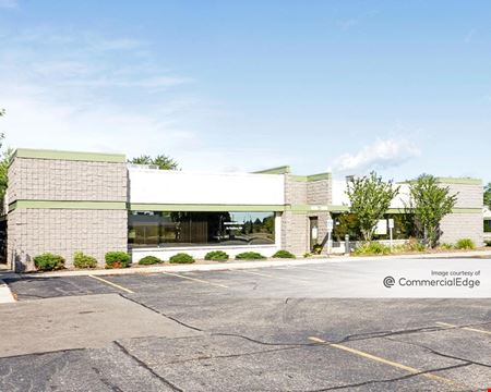 A look at Executive Square Office space for Rent in Clinton Township
