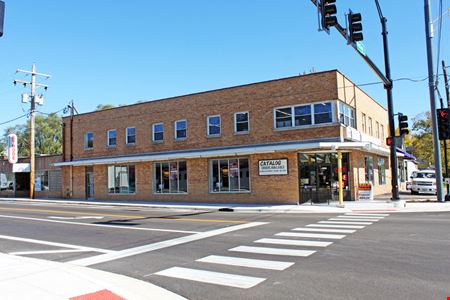 A look at 2504 N Sheridan Rd commercial space in Peoria