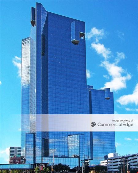 A look at Bank of America Tower Office space for Rent in Fort Worth