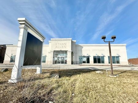 A look at 8000 Broadway commercial space in Merrillville