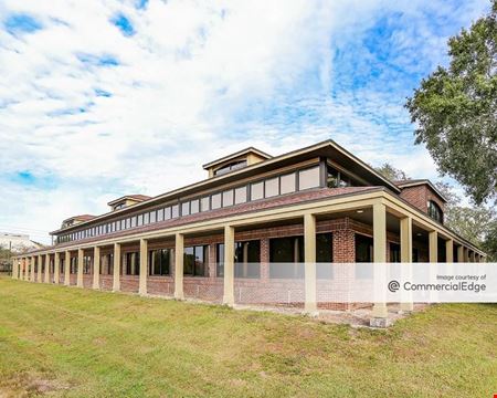 A look at 2701 West Busch Boulevard commercial space in Tampa