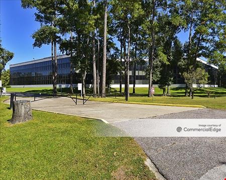 A look at Creekridge II commercial space in Houston