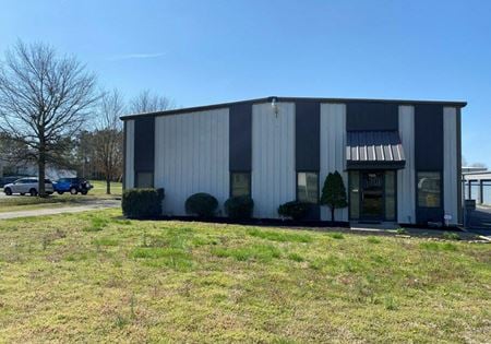 A look at 1120 Courier Place commercial space in Smyrna