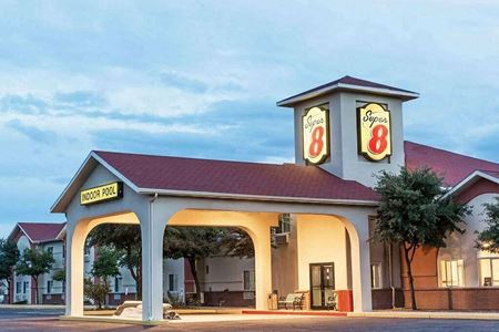 A look at Super 8 by Wyndham Willcox commercial space in Willcox