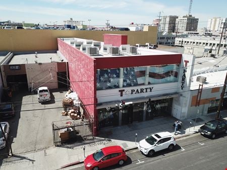 A look at 718 E 10th St commercial space in Los Angeles