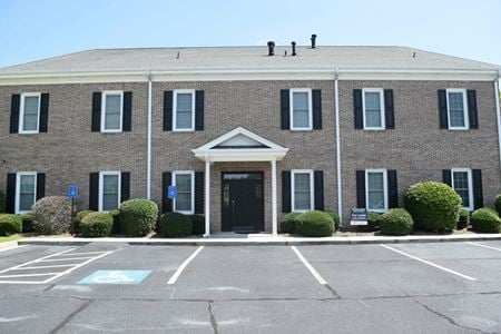 A look at Doctor's Hospital J Dewey Gray Circle Office Building commercial space in Augusta