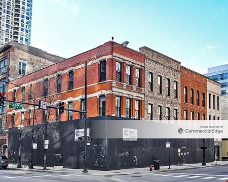 A look at 400-408 North Clark Street & 100 West Kinzie Street commercial space in Chicago