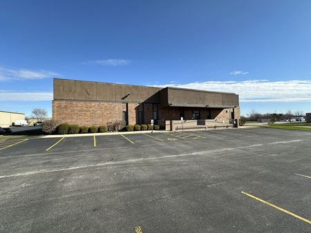 A look at 2305 W Altorfer Dr commercial space in Peoria