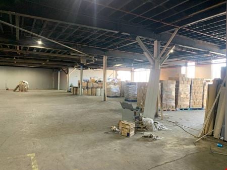 A look at 2,000 sqft shared warehouse for rent in Ridgefield Commercial space for Rent in Ridgefield