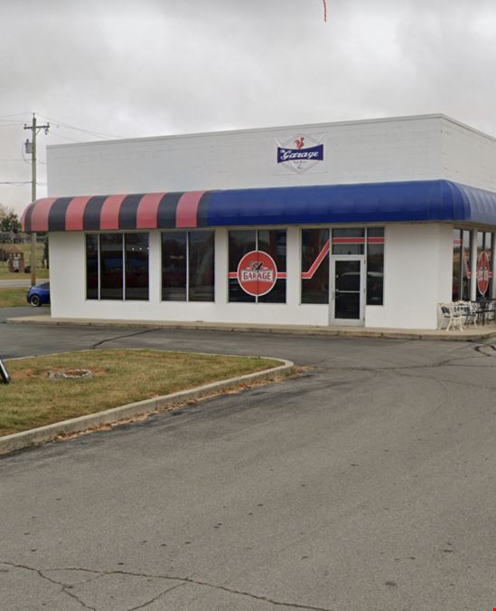 Stand Alone Retail/Restaurant in Rushville  For Sale