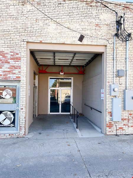 A look at 813 N Hudson Ave Commercial space for Rent in Oklahoma City