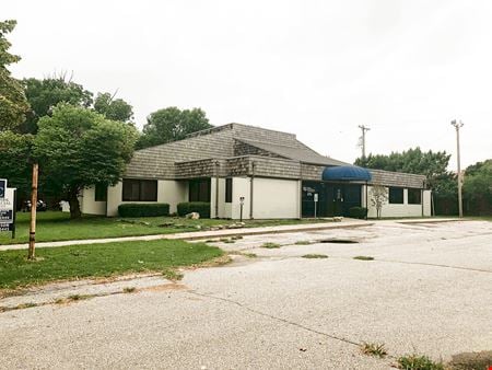 A look at Medical/Office Building for Sale or Lease Commercial space for Rent in Wichita