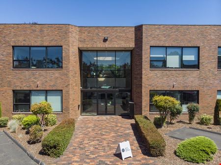 A look at 975 SE Sandy Boulevard Portland commercial space in Portland