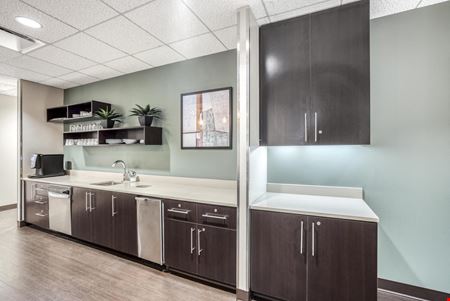 A look at Regency Towers  Office space for Rent in Oak Brook