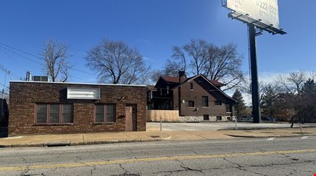 A look at 1654 Tower Grove Ave commercial space in Saint Louis