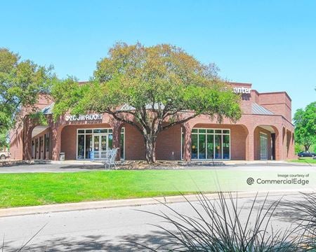 A look at Northcross Center Commercial space for Rent in Austin