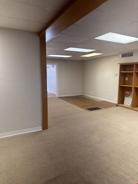 A look at 3909 North Peniel Avenue Office space for Rent in Bethany
